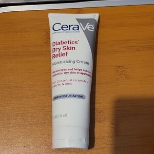 rave Diabetics' Dry Skin Relief Moisturizing Cream - White and Red